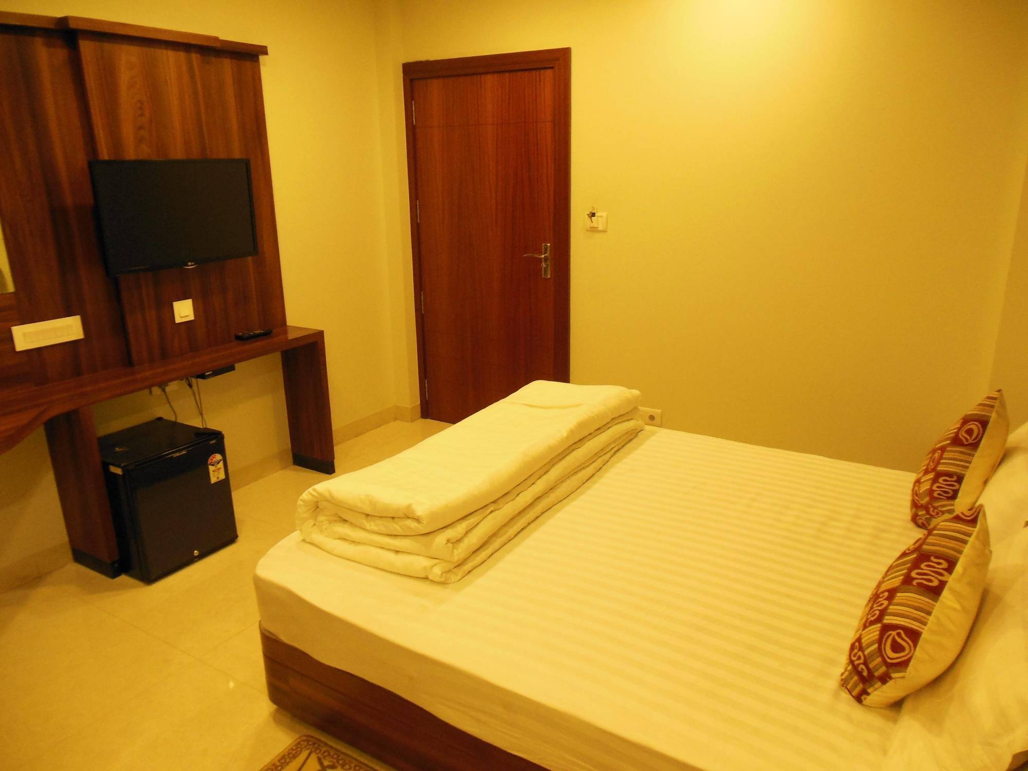 Hotel Sangat Plaza Bhopal Exterior foto